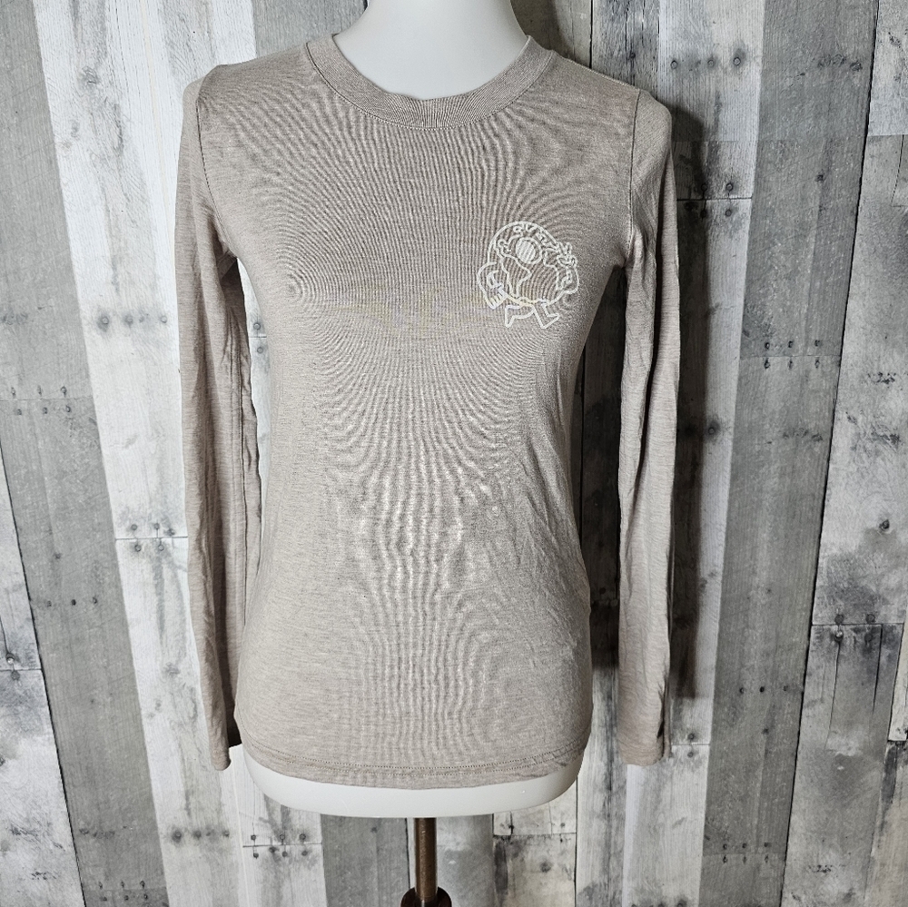 Allbirds XS Kiss Me I'm Carbon Neutral Long Sleeve Top